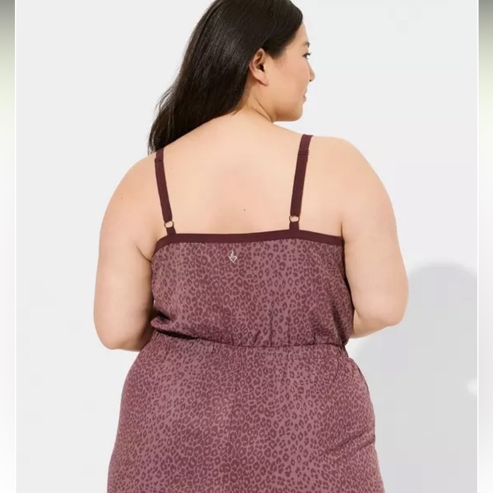 Torrid Stretch Woven Active Romper With Pockets Plus Size 1 US Size 14/16 - Picture 2 of 12